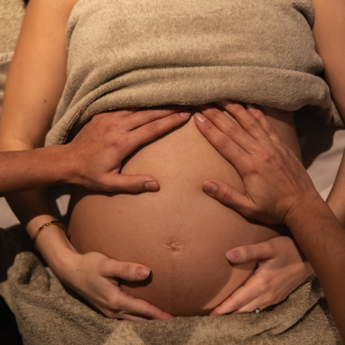 Bienvenue à Eden des Sens, votre spa et institut de beauté à Paris et Marne-la-Vallée, offrant des soins de luxe pour la détente, la beauté et le bien-être. Massages, Visage, Minceur.