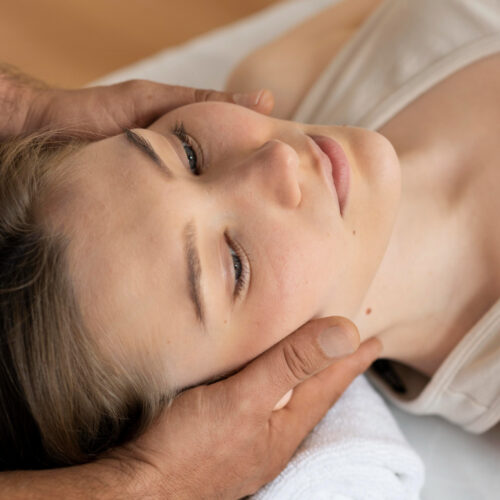 Bienvenue à Eden des Sens, votre spa et institut de beauté à Paris et Marne-la-Vallée, offrant des soins de luxe pour la détente, la beauté et le bien-être. Massages, Visage, Minceur.