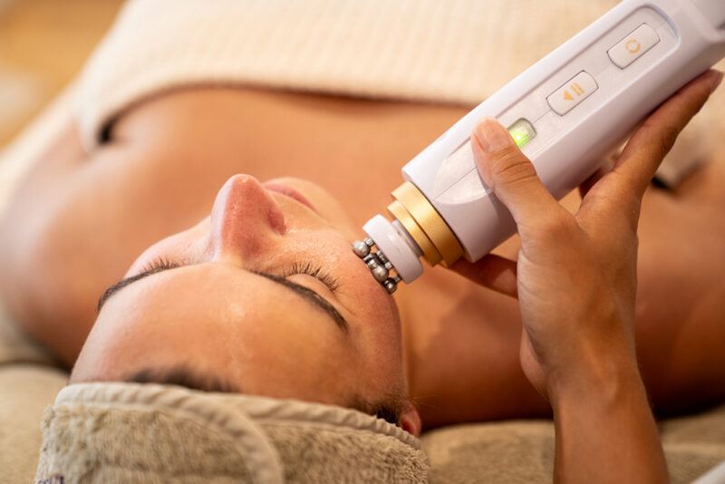 Bon Cadeau - Soin Visage Global Care 30min